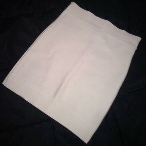 BCBGMAXAZRIA - BODYCON SKIRT